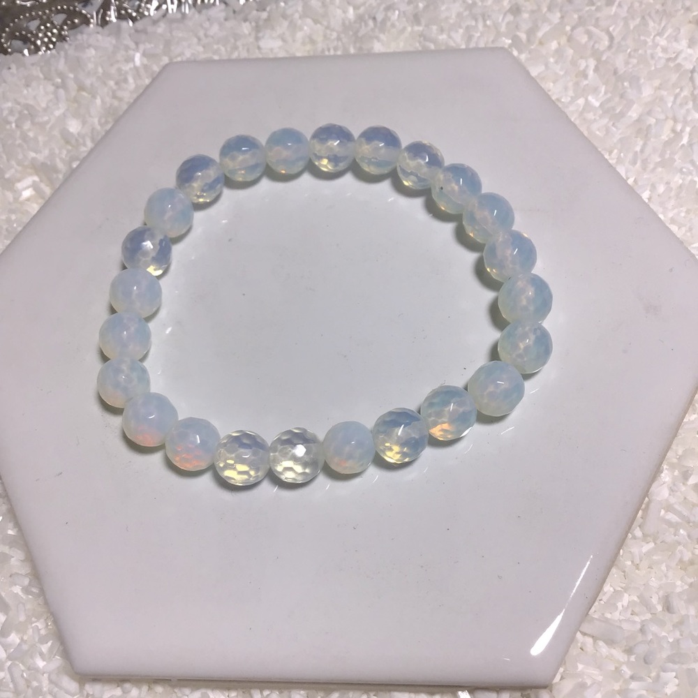 Opalite faceted bracelet - Picture 3 of 4